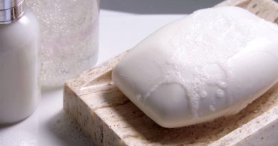 Cómo convertir un jabón de barra en un jabón líquido